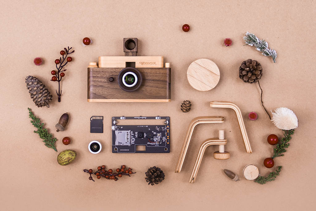 Classic One Wooden Digital Camera & Tripod Set — Full HD ($213.5 Value)