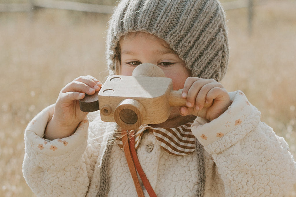 Father's Factory wooden toy camera, Super8 wooden toy camera has kaleidoscopic lens. It’s perfect of pretend play, open ended play, sensory play, and homeschooling. Montessori and Waldorf toy. It’s made of walnut and beechwood with heirloom quality. It’s a non toxic, natural, and environmental friendly toy. No Battery-Operated or Plastic Toys. Best holiday gift for kids.