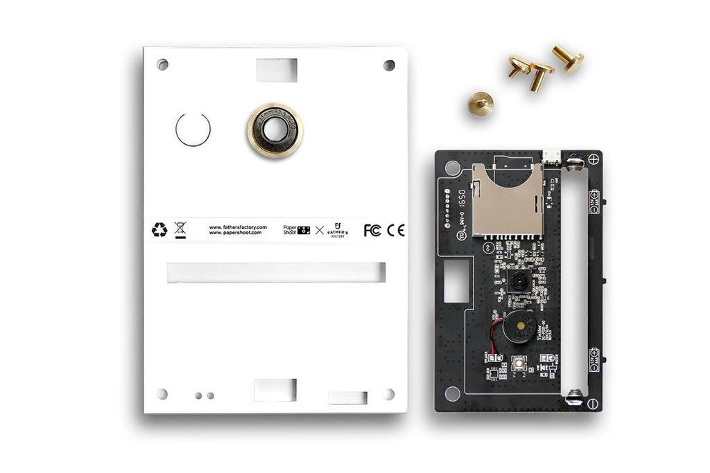 Father's Factory PaperCam paper digital camera is a working digital camera with recycled paper case. You can draw your own camera case perfect for any photographers who love to create 